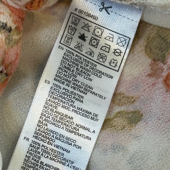 EUC Forever 21 Contemporary Sheer Floral Blouse - Picture 7 of 7